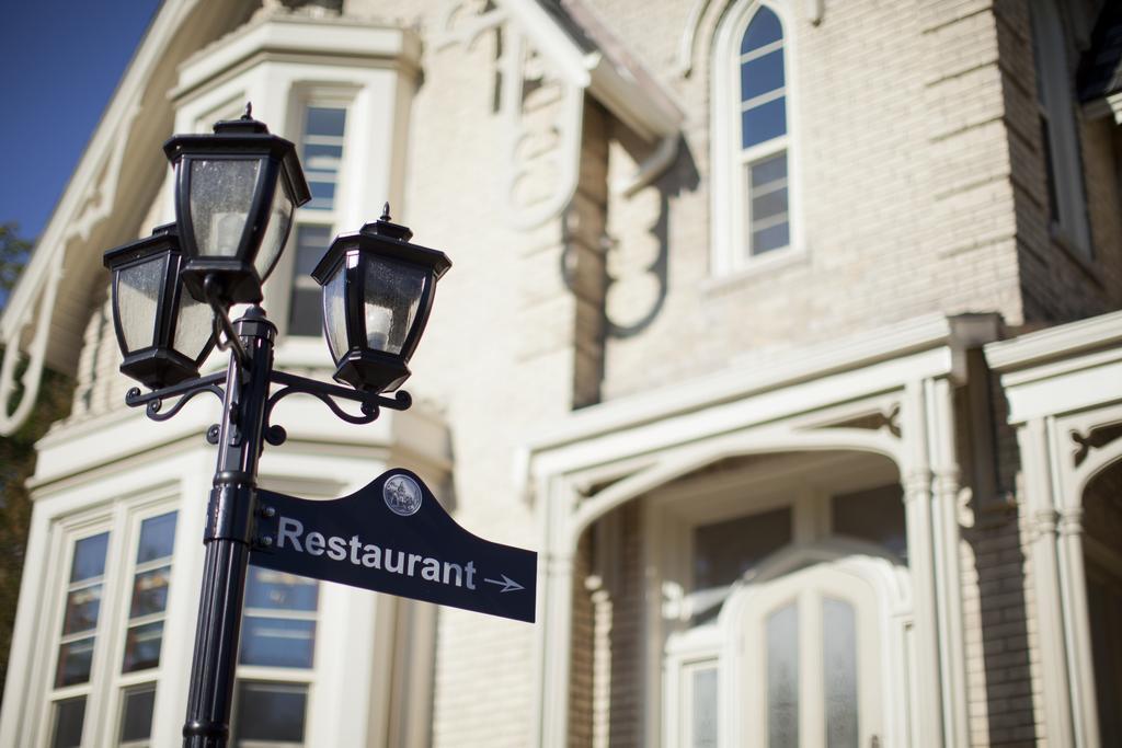 Elm Hurst Inn & Spa Ingersoll Esterno foto