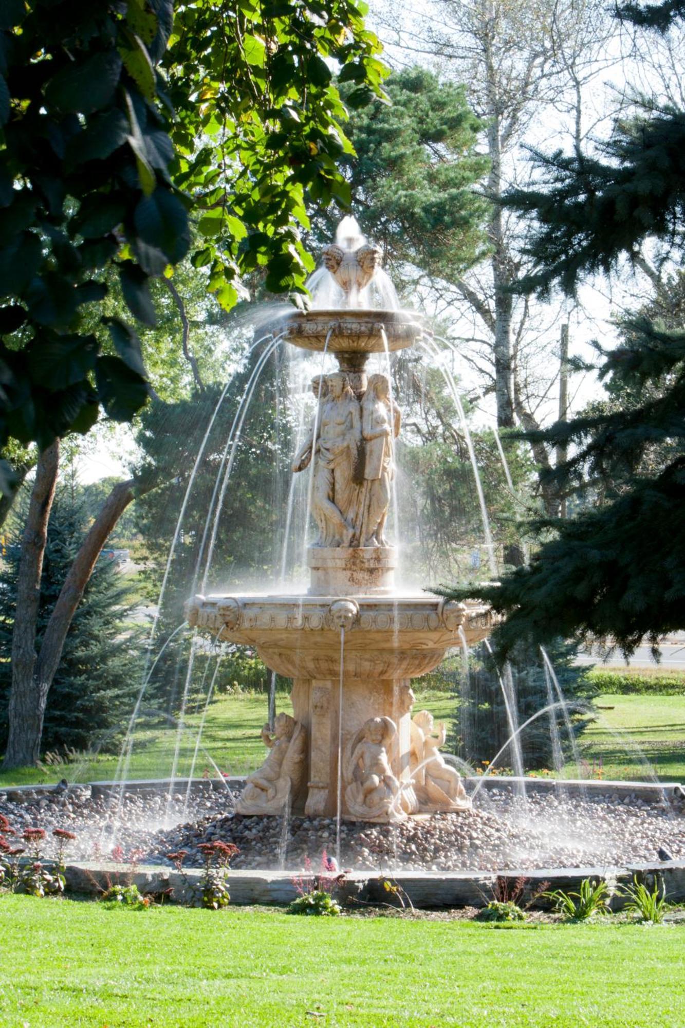 Elm Hurst Inn & Spa Ingersoll Esterno foto